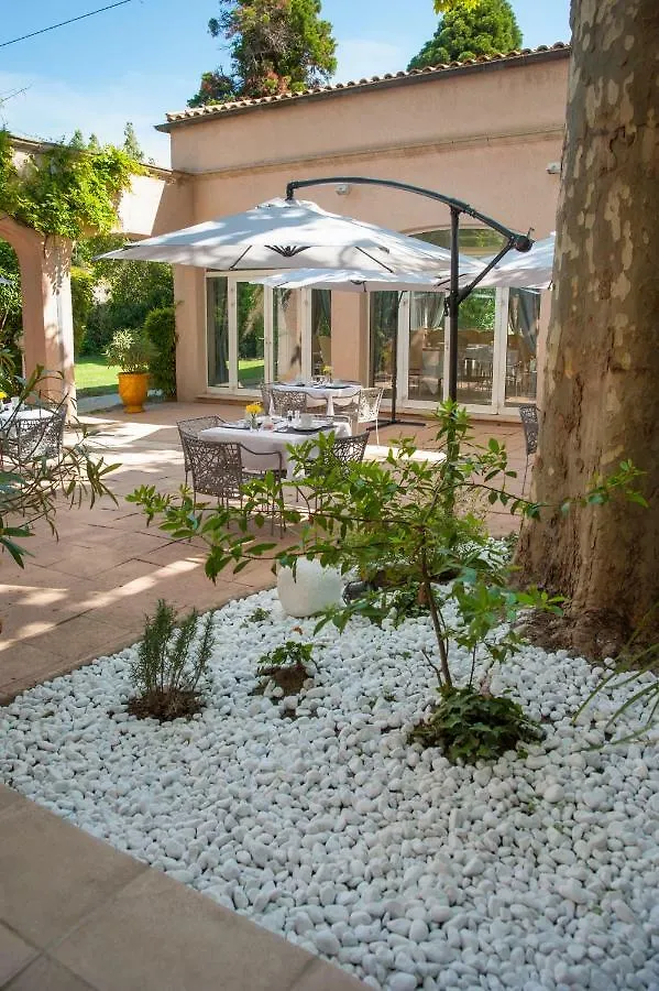 Hotel Le Mas Angelussi Salon-de-Provence