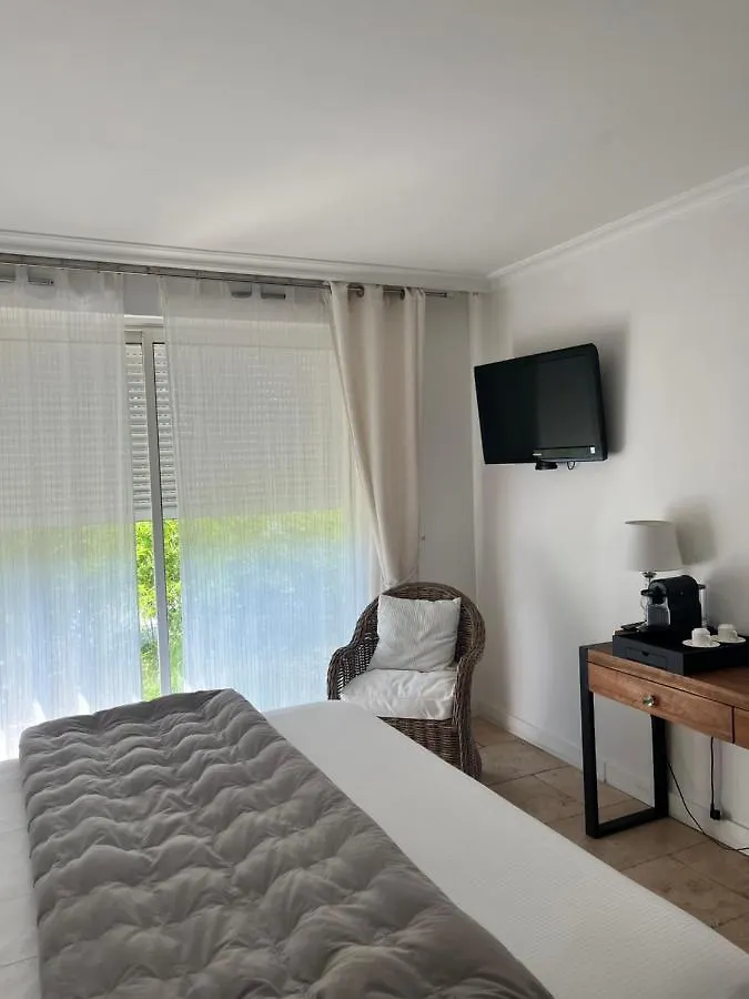 Le Mas Angelussi - Le Clos Du Soleil Salon-de-Provence Szálloda